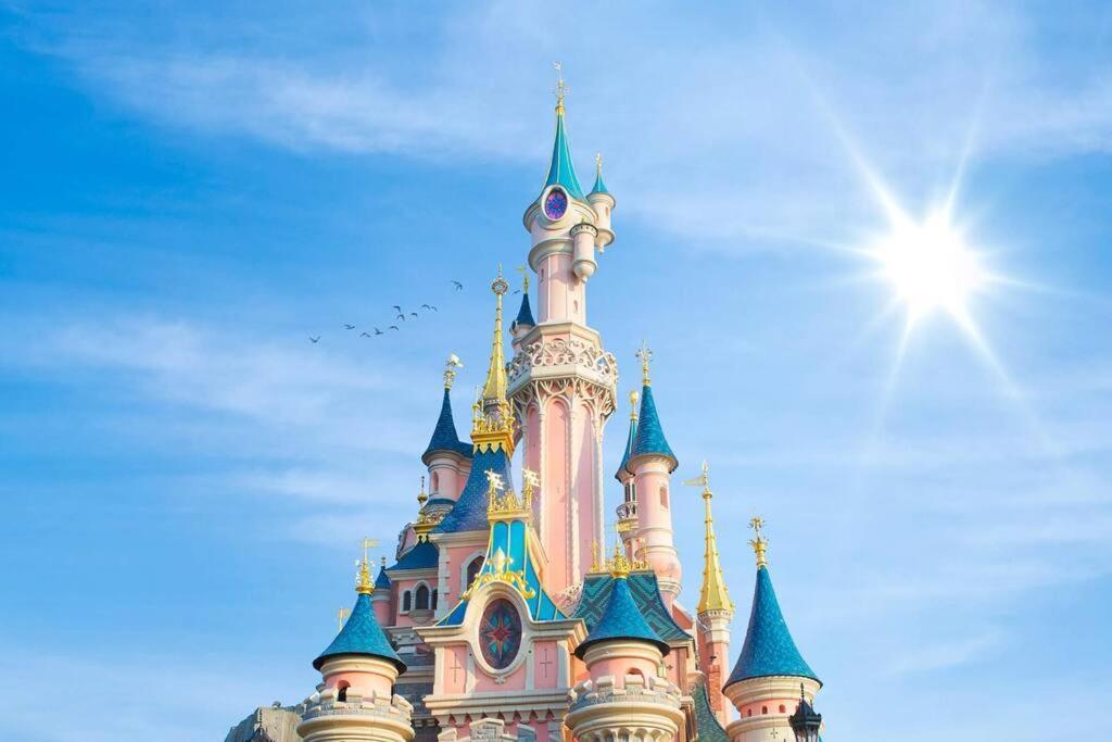 Les Paves De Prague - Appartement Pour 4 A 10 Minutes De Disneyland Paris Montévrain Eksteriør billede